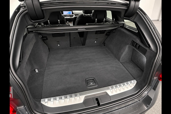 BMW 3 Serie Touring 330e Sportline Panoramadak Navi Carplay Cruise Control Full LED PDC VA Privacy Glass Live Cockpit Professional DAB+ Shadowline Hemel Antraciet