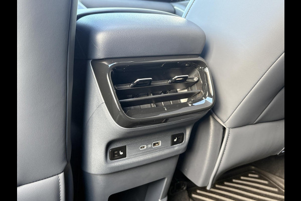 GEELY E5 Max+ 68 kWh 218 PK | 450 Km WLTP | Panoramadak | 360 Camera | Warmtepomp | Stoelverwarming & verkoeling | Massagestoelen | Elektrische klep | Stuurverwarming | Parkeersensoren | Achterbank verwarmd | 19 Inch