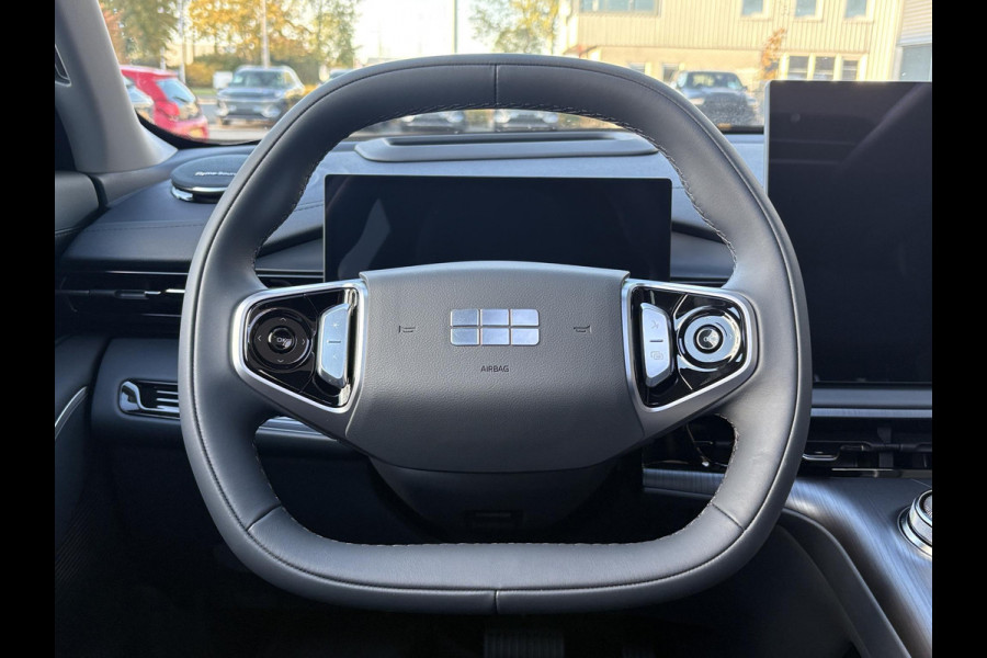 GEELY E5 Max+ 68 kWh 218 PK | 450 Km WLTP | Panoramadak | 360 Camera | Warmtepomp | Stoelverwarming & verkoeling | Massagestoelen | Elektrische klep | Stuurverwarming | Parkeersensoren | Achterbank verwarmd | 19 Inch