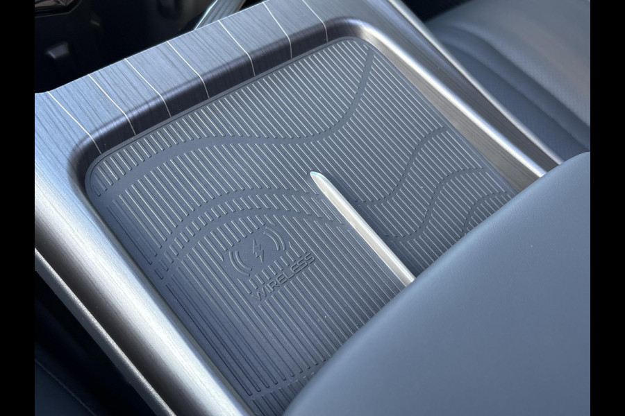 GEELY E5 Max+ 68 kWh 218 PK | 450 Km WLTP | Panoramadak | 360 Camera | Warmtepomp | Stoelverwarming & verkoeling | Massagestoelen | Elektrische klep | Stuurverwarming | Parkeersensoren | Achterbank verwarmd | 19 Inch