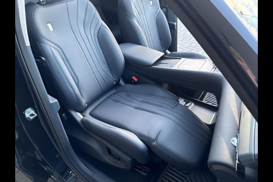 GEELY E5 Max+ 68 kWh 218 PK | 450 Km WLTP | Panoramadak | 360 Camera | Warmtepomp | Stoelverwarming & verkoeling | Massagestoelen | Elektrische klep | Stuurverwarming | Parkeersensoren | Achterbank verwarmd | 19 Inch
