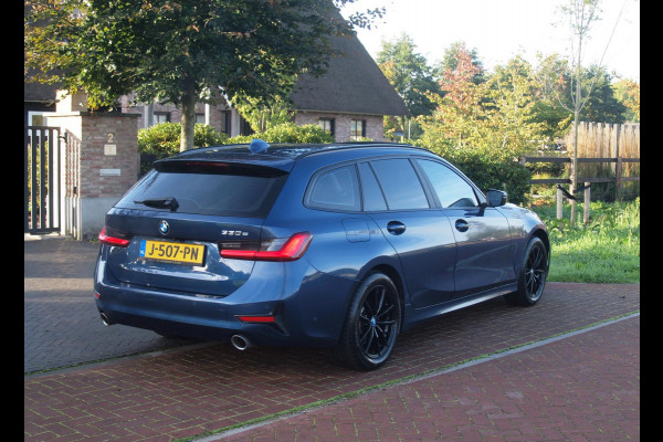 BMW 3 Serie Touring 330e eDrive Touring 292 PK | plug-in Hybride | Leder interieur | Panoramadak | Camera | Apple Carplay |