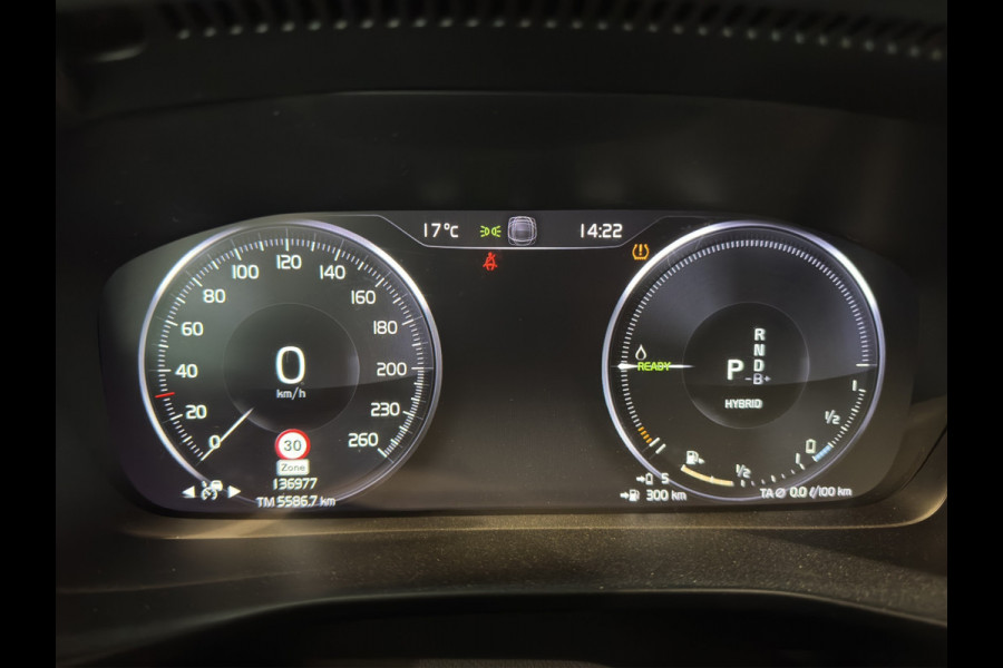 Volvo XC40 T5 Plug-In Hybrid ACC Keyless Blis Parkeercamera 262pk