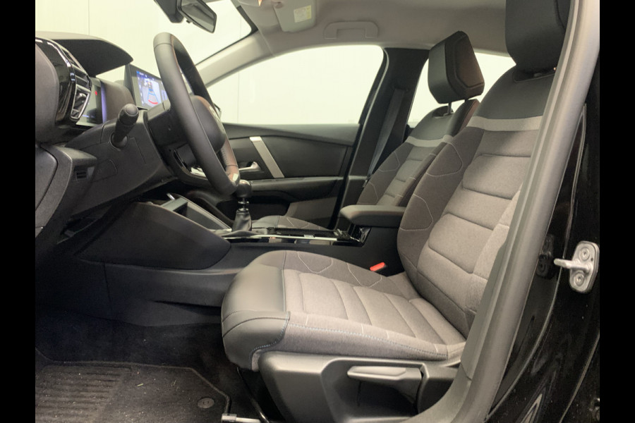 Citroën C4 1.2 130PK VTR Sport NAVI-CAMERA-LMV.18-LANE ASSIST-KEYLESS-PDC-AIRCO/ECC