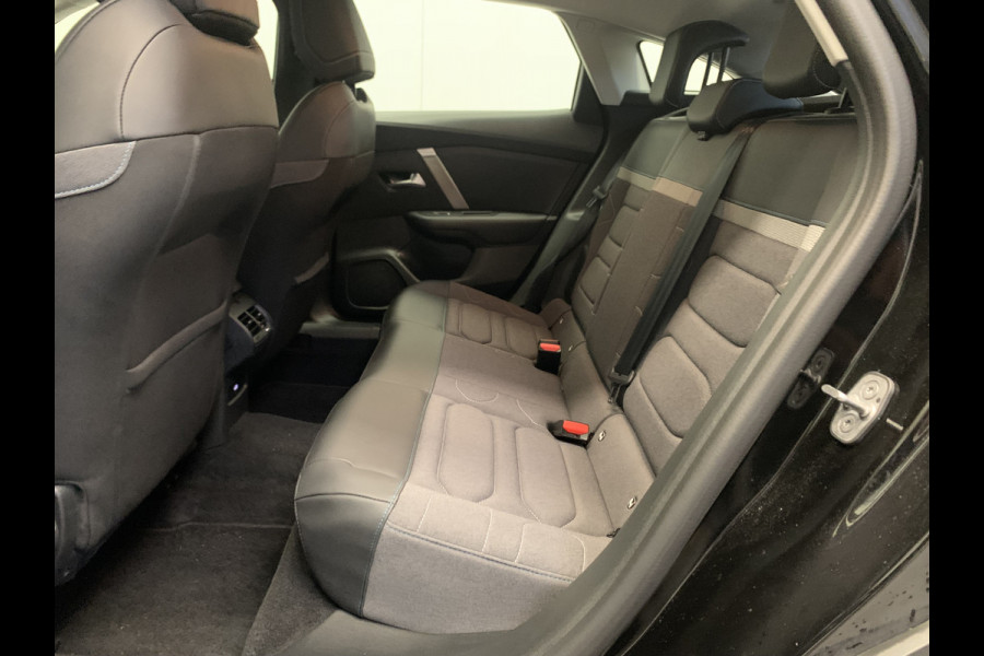 Citroën C4 1.2 130PK VTR Sport NAVI-CAMERA-LMV.18-LANE ASSIST-KEYLESS-PDC-AIRCO/ECC
