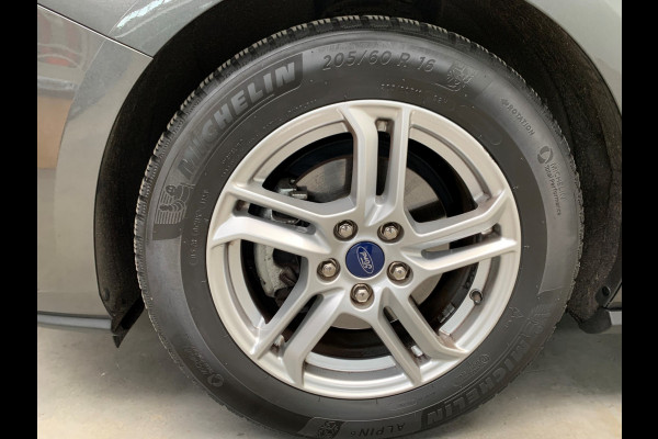 Ford Focus 1.0 EcoBoost Trend Edition Business NAVIGATIE-AIRCO-PARK DISTANCE CONTROL