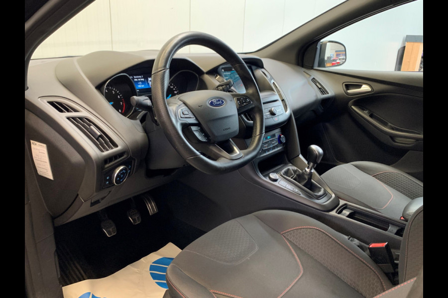 Ford FOCUS Wagon 1.0 ST-Line NAVIGATIE-AIRCO/ECC-PARC.FUNCTIE-PDC-CRUISE CONTROL