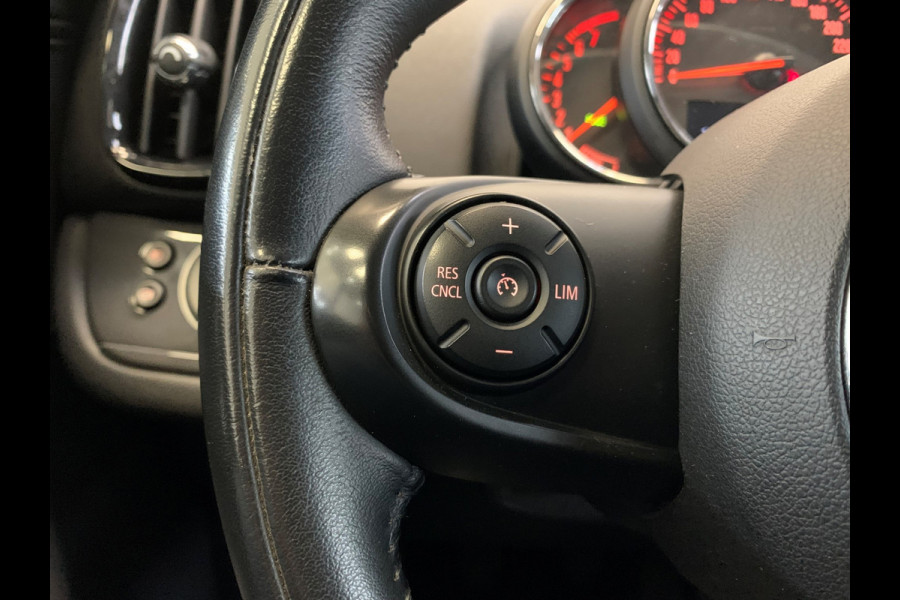 MINI Countryman 1.5 165PK Dutch Made Black Edition NAVI-PDC-ECC-LMV-CRUISE CONTROL