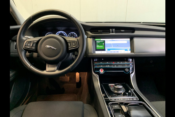 Jaguar XF 2.0t Prestige VIRTUAL COCKPIT-NAVI-LANE ASSIST-ECC-PDC-LED VERLICHTING-CRUISE CONTROL
