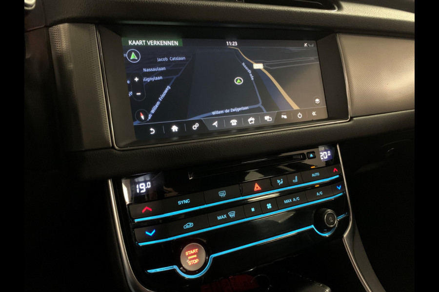Jaguar XF 2.0t Prestige VIRTUAL COCKPIT-NAVI-LANE ASSIST-ECC-PDC-LED VERLICHTING-CRUISE CONTROL