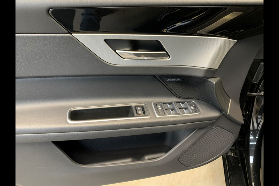 Jaguar XF 2.0t Prestige VIRTUAL COCKPIT-NAVI-LANE ASSIST-ECC-PDC-LED VERLICHTING-CRUISE CONTROL