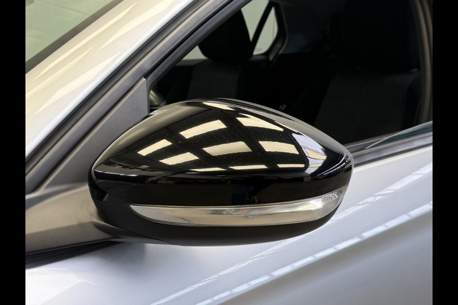 Opel Corsa 1.2 Elegance AIRCO-PDC-NAVI by CARPLAYCRUISE-LANE ASSIST-LMV-STOELVERWARMING