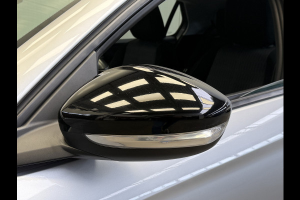 Opel Corsa 1.2 Elegance AIRCO-PDC-NAVI by CARPLAYCRUISE-LANE ASSIST-LMV-STOELVERWARMING