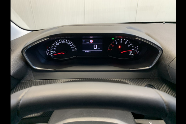 Peugeot 208 1.2 PureTech Allure 100PK LEDER-CAMERA-NAVI by CARPLAY-LMV-PDC-CRUISE CONTROL