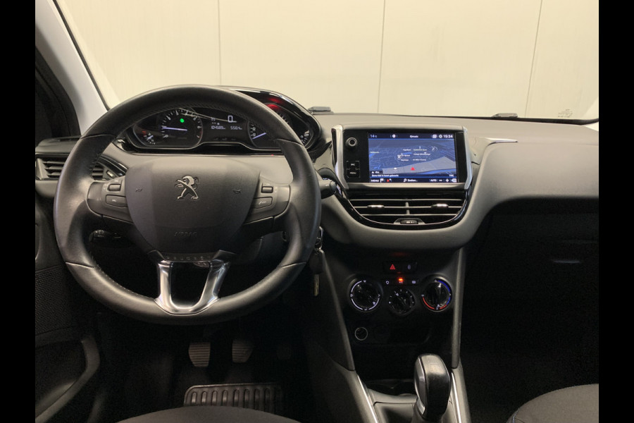 Peugeot 208 1.2 PureTech Signature NAVIGATIE-AIRCO-PDC-CRUISE CONTROL-5DEURS