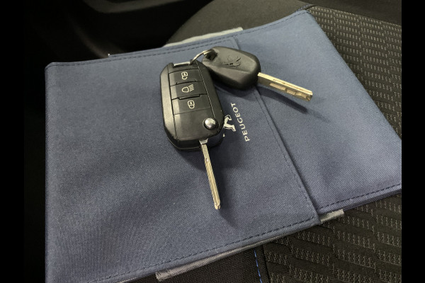 Peugeot 208 1.2 PureTech Signature NAVIGATIE-AIRCO-PDC-CRUISE CONTROL-5DEURS