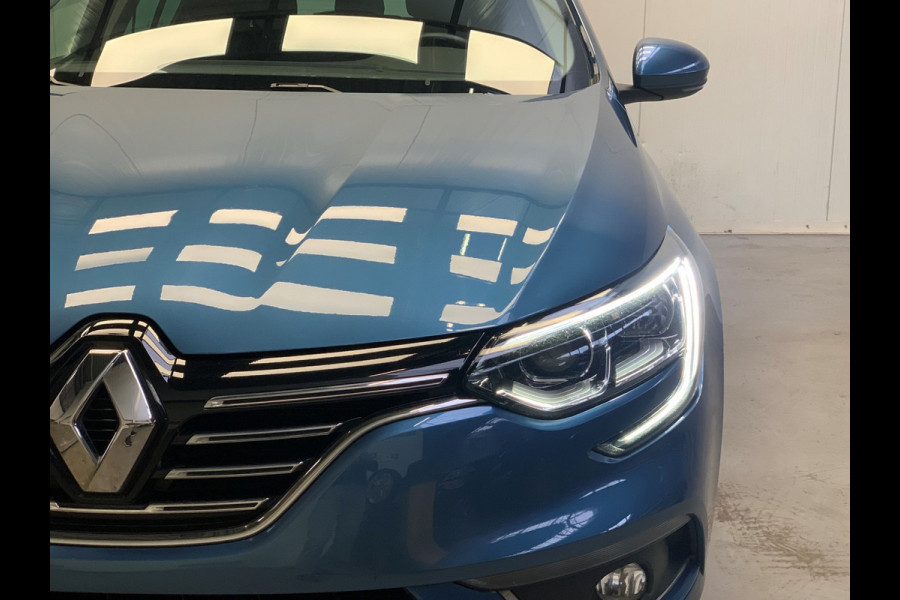 Renault Mégane Estate 1.2 TCe Bose NAVIGATIE-LEDER-PDC-LMV-SPORT.INT-1700KG Trekgewicht!!