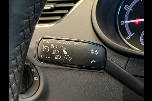 Škoda Octavia Combi 1.0 TSI Greentech Ambition Business NAVI-ECC-LMV-PDC-TREKHAAK-CRUISE CONTROL-NW. MODEL