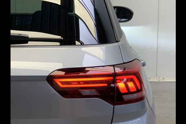 Volkswagen T-Roc 1.5 TSI 150PK R-Line Black Line IQ LIGHT-CAMERA-NAVI-ADAPT.CRUISE-LANE ASSIST-PDC-LMV-ECC