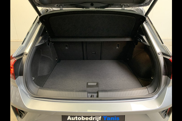 Volkswagen T-Roc 1.5 TSI 150PK R-Line Black Line IQ LIGHT-CAMERA-NAVI-ADAPT.CRUISE-LANE ASSIST-PDC-LMV-ECC