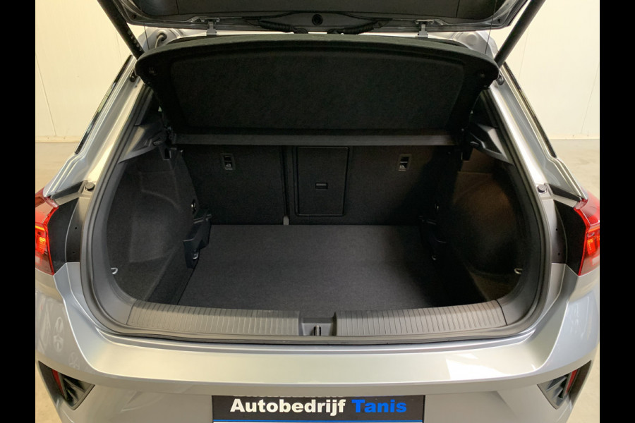 Volkswagen T-Roc 1.5 TSI 150PK R-Line Black Line IQ LIGHT-CAMERA-NAVI-ADAPT.CRUISE-LANE ASSIST-PDC-LMV-ECC