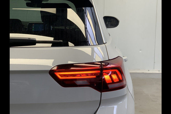 Volkswagen T-Roc 1.5 TSI R-Line 150PK IQ LIGHT-CAMERA-NAVI-ADAPT.CRUISE-LANE ASSIST-PDC-LMV-ECC