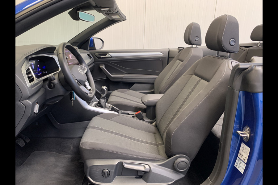 Volkswagen T-Roc Cabrio 1.0 TSI Style DIGITAL COCKPIT-NAVI-ECC-CAMERA-19 inch LMV-PARKEER FUNCTIE