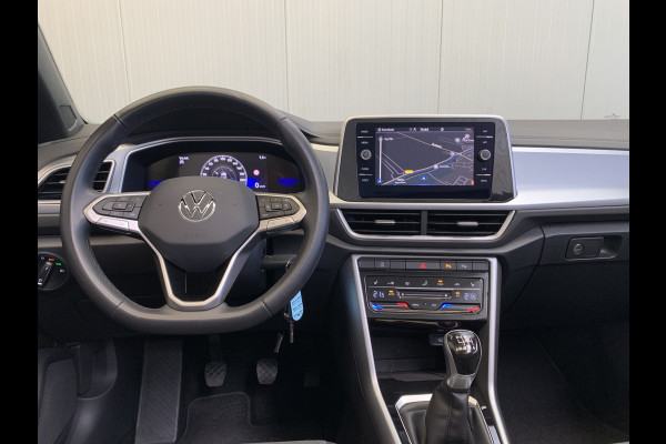 Volkswagen T-Roc Cabrio 1.0 TSI Style DIGITAL COCKPIT-NAVI-ECC-CAMERA-19 inch LMV-PARKEER FUNCTIE