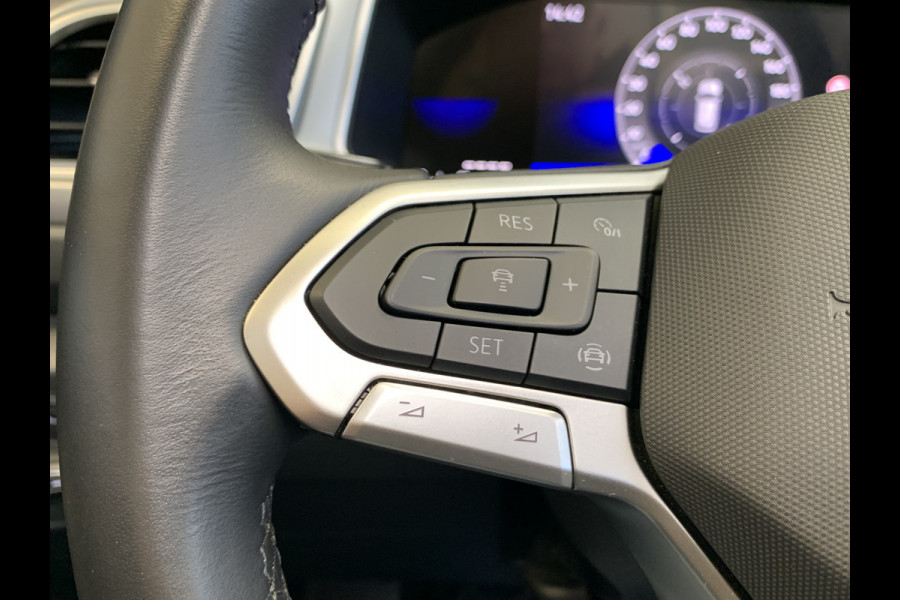 Volkswagen T-Roc Cabrio 1.0 TSI Style DIGITAL COCKPIT-NAVI-ECC-CAMERA-19 inch LMV-PARKEER FUNCTIE
