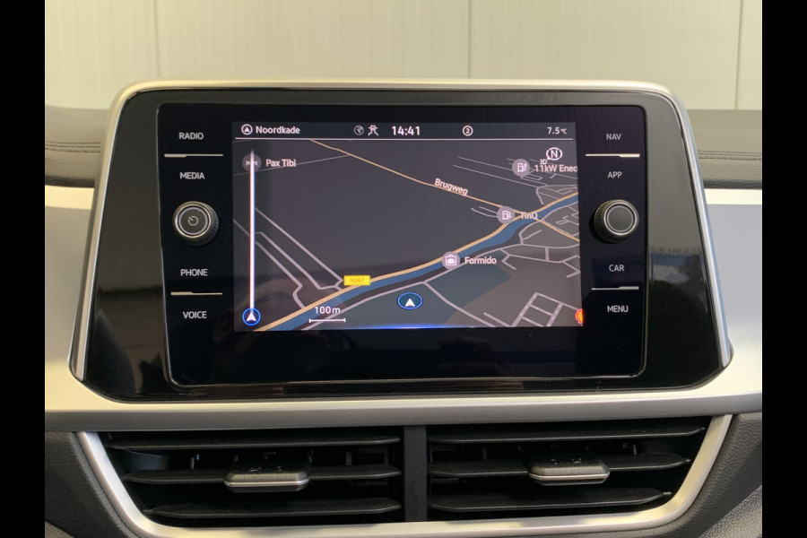 Volkswagen T-Roc Cabrio 1.0 TSI Style DIGITAL COCKPIT-NAVI-ECC-CAMERA-19 inch LMV-PARKEER FUNCTIE