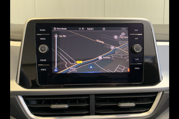 Volkswagen T-Roc Cabrio 1.0 TSI Style DIGITAL COCKPIT-NAVI-ECC-CAMERA-19 inch LMV-PARKEER FUNCTIE
