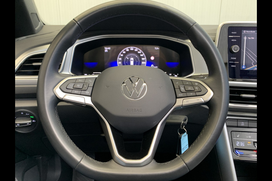 Volkswagen T-Roc Cabrio 1.0 TSI Style DIGITAL COCKPIT-NAVI-ECC-CAMERA-19 inch LMV-PARKEER FUNCTIE