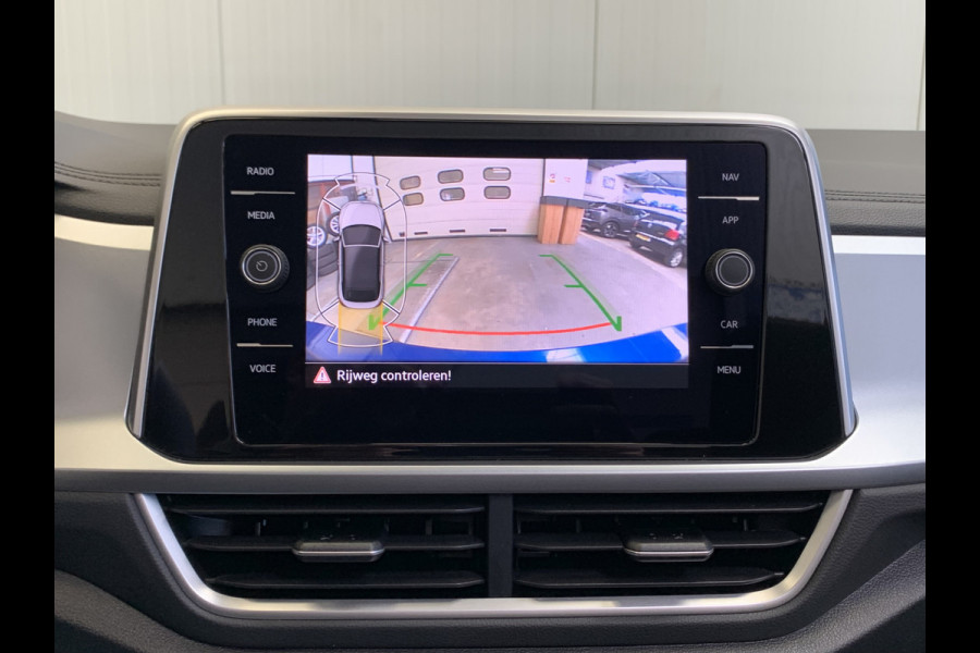 Volkswagen T-Roc Cabrio 1.0 TSI Style DIGITAL COCKPIT-NAVI-ECC-CAMERA-19 inch LMV-PARKEER FUNCTIE