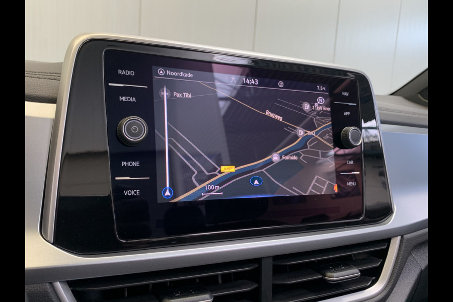 Volkswagen T-Roc Cabrio 1.0 TSI Style DIGITAL COCKPIT-NAVI-ECC-CAMERA-19 inch LMV-PARKEER FUNCTIE