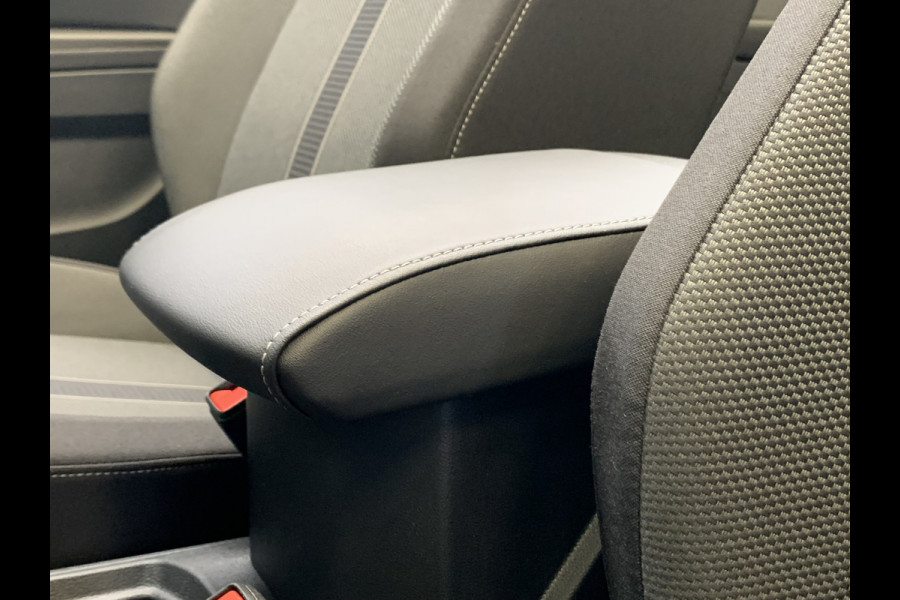 Volkswagen T-Roc Cabrio 1.0 TSI Style DIGITAL COCKPIT-NAVI-ECC-CAMERA-19 inch LMV-PARKEER FUNCTIE