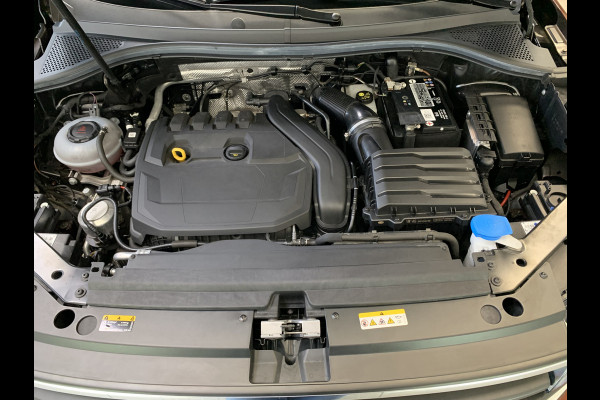 Volkswagen Tiguan 1.5 TSI Elegance NAVI-ECC-PARK ASSIST-SPORT.INT-ADAPTIVE CRUISE-LMV-LANE ASSIST