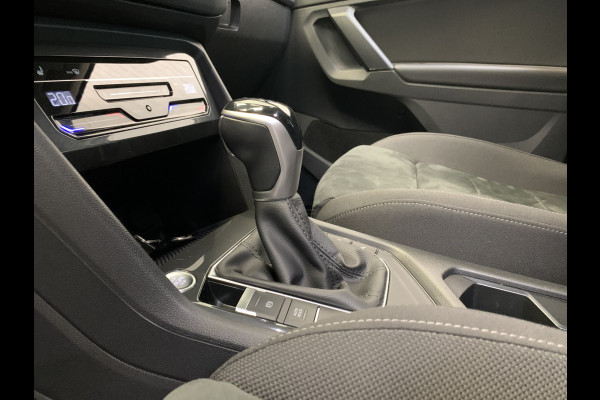Volkswagen Tiguan 1.5 TSI Elegance NAVI-ECC-PARK ASSIST-SPORT.INT-ADAPTIVE CRUISE-LMV-LANE ASSIST