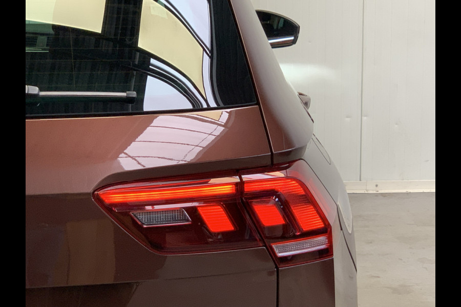 Volkswagen Tiguan 1.5 TSI Elegance NAVI-ECC-PARK ASSIST-SPORT.INT-ADAPTIVE CRUISE-LMV-LANE ASSIST