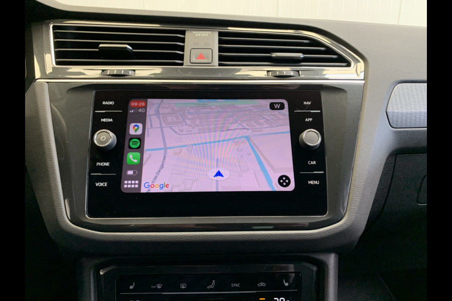 Volkswagen Tiguan 1.5 TSI Elegance NAVI-ECC-PARK ASSIST-SPORT.INT-ADAPTIVE CRUISE-LMV-LANE ASSIST