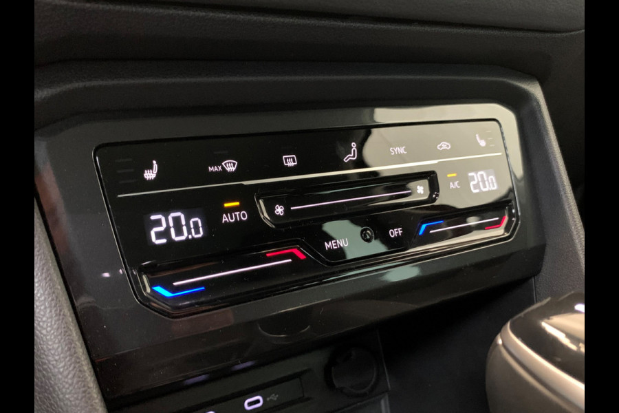 Volkswagen Tiguan 1.5 TSI Elegance NAVI-ECC-PARK ASSIST-SPORT.INT-ADAPTIVE CRUISE-LMV-LANE ASSIST