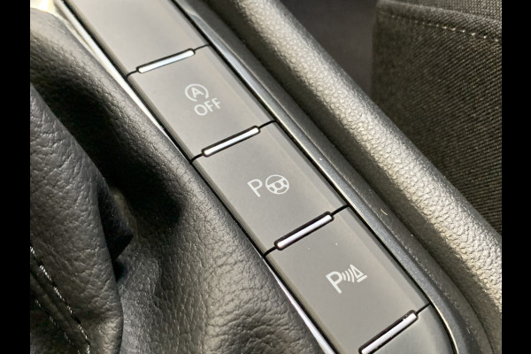 Volkswagen Tiguan 1.5 TSI Elegance NAVI-ECC-PARK ASSIST-SPORT.INT-ADAPTIVE CRUISE-LMV-LANE ASSIST