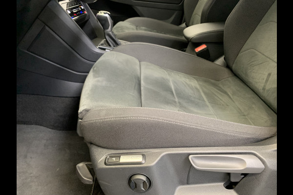 Volkswagen Tiguan 1.5 TSI Elegance NAVI-ECC-PARK ASSIST-SPORT.INT-ADAPTIVE CRUISE-LMV-LANE ASSIST