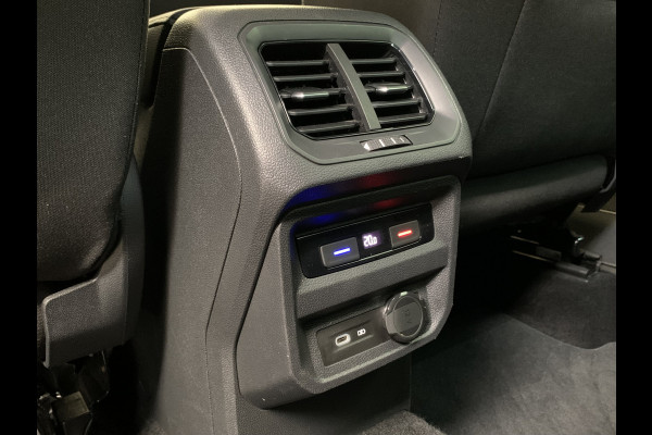 Volkswagen Tiguan 1.5 TSI Elegance NAVI-ECC-PARK ASSIST-SPORT.INT-ADAPTIVE CRUISE-LMV-LANE ASSIST
