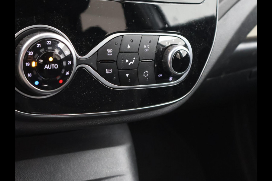 Renault Captur 0.9 TCe INTENS *NIEUWE DB KETTING* Renault Captur 0.9 TCe INTENS + CAMERA / TREKHAAK / NAVIGATIE / DAB / LED