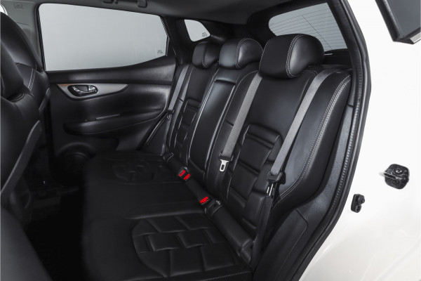 Nissan QASHQAI 1.3 DIG-T 158 PK Premium Edition - Automaat | Trekhaak | Pano | Leder | Cruise | Elek. stoel | 360 Camera | NAV | ECC | LM 19" |
