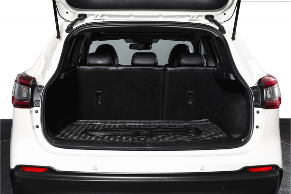 Nissan QASHQAI 1.3 DIG-T 158 PK Premium Edition - Automaat | Trekhaak | Pano | Leder | Cruise | Elek. stoel | 360 Camera | NAV | ECC | LM 19" |