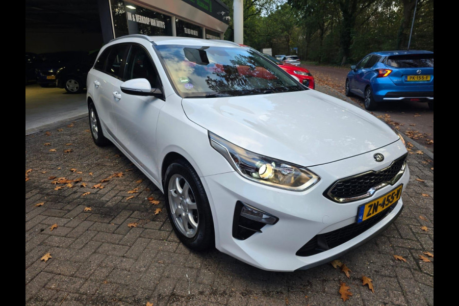 Kia Ceed Sportswagon 1.0 T-GDi DynamicLine | 1E EIGENAAR | 3/6 OF 12MND GARANTIE | CRUISE | TREKHAAK | AIRCO | LMV |