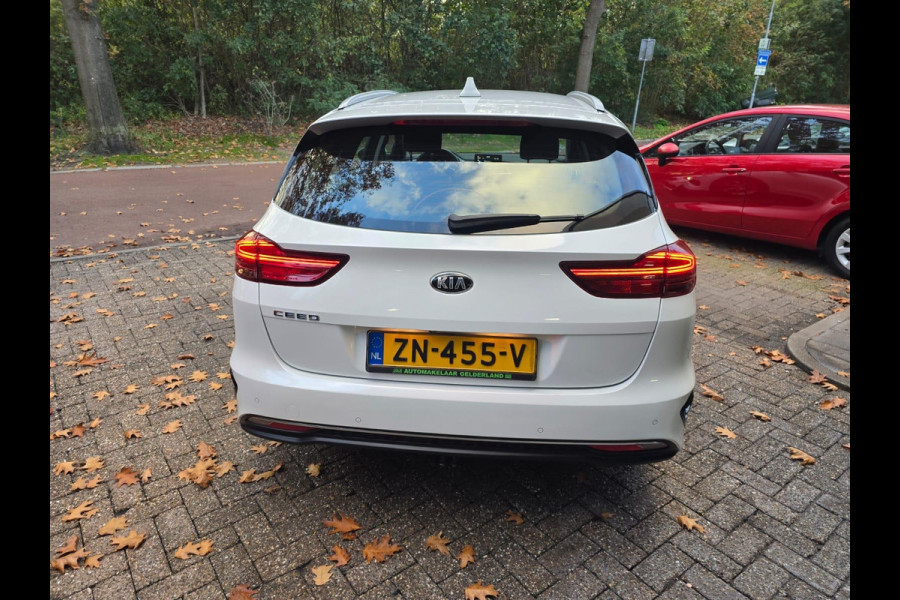 Kia Ceed Sportswagon 1.0 T-GDi DynamicLine | 1E EIGENAAR | 3/6 OF 12MND GARANTIE | CRUISE | TREKHAAK | AIRCO | LMV |