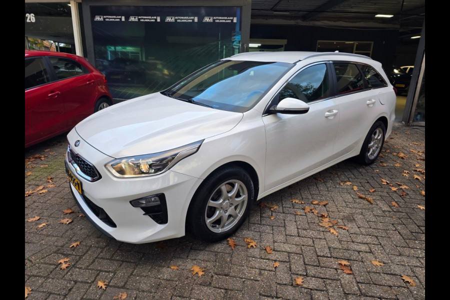 Kia Ceed Sportswagon 1.0 T-GDi DynamicLine | 1E EIGENAAR | 3/6 OF 12MND GARANTIE | CRUISE | TREKHAAK | AIRCO | LMV |