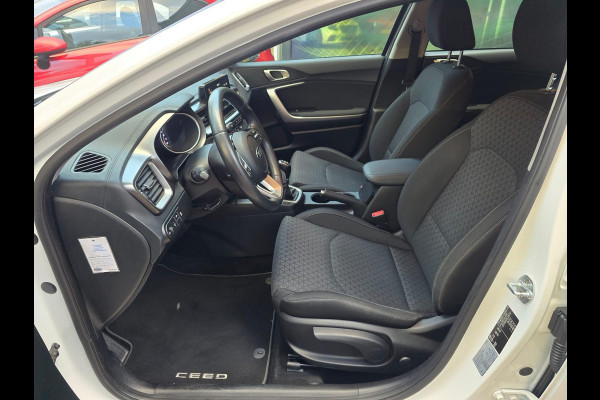 Kia Ceed Sportswagon 1.0 T-GDi DynamicLine | 1E EIGENAAR | 3/6 OF 12MND GARANTIE | CRUISE | TREKHAAK | AIRCO | LMV |